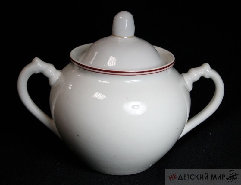 Сахарница ркка с крышкой1