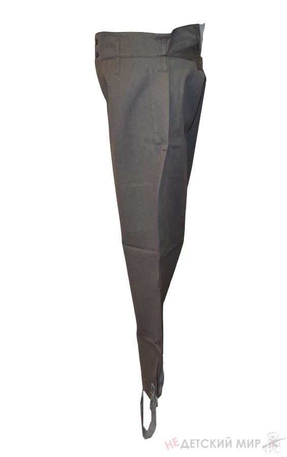 32 32